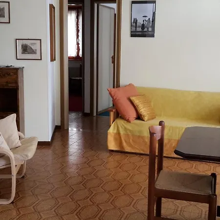 Raineri Apartment *