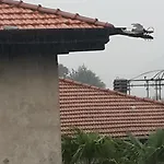 莱呐尔公寓酒店 公寓 *
