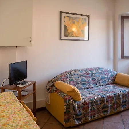 Raineri Apartman Domaso